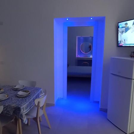 Casa Vacanze La Fenice 那不勒斯 外观 照片