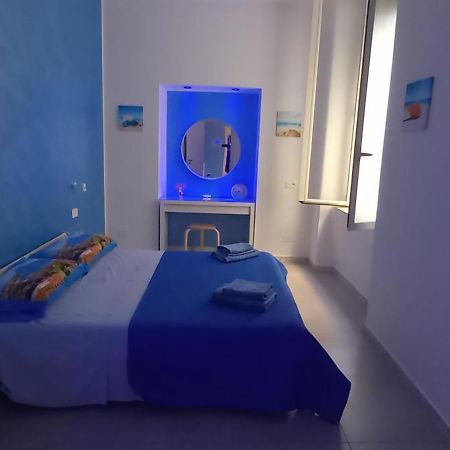 Casa Vacanze La Fenice 那不勒斯 外观 照片