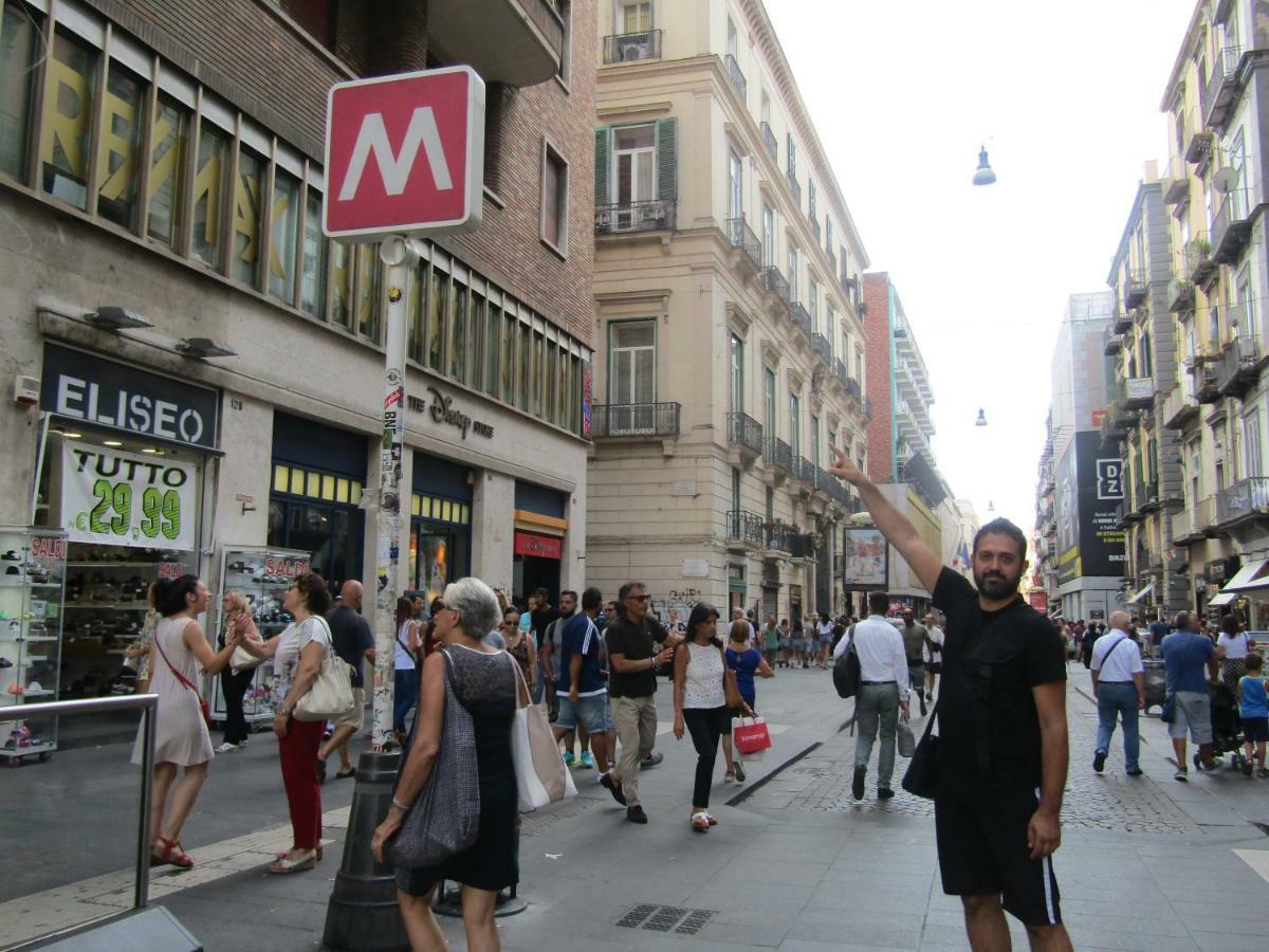 Casa Vacanze La Fenice 那不勒斯 外观 照片