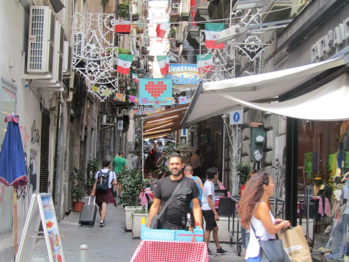 Casa Vacanze La Fenice 那不勒斯 外观 照片